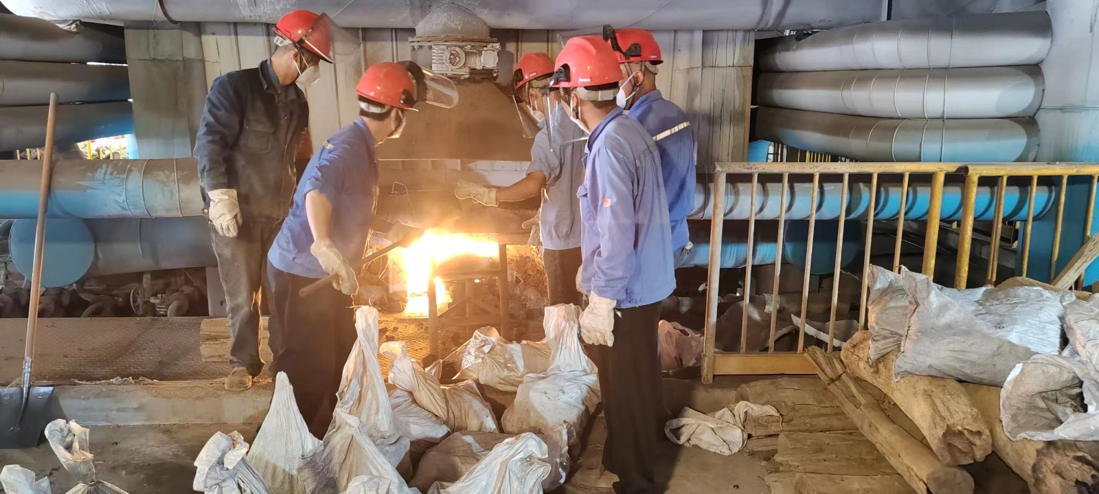 1753258508331834.jpg 渣處理二期運行.jpg